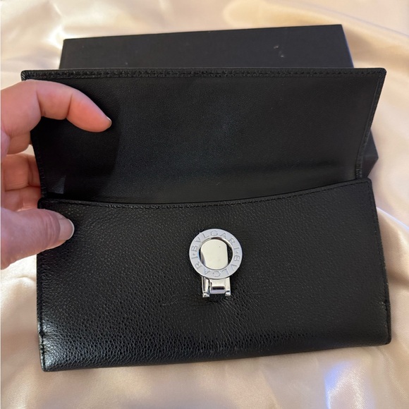 Bvlgari Leather Logo Clip Double Hook Wallet Black authentic preloved. - Picture 5 of 13